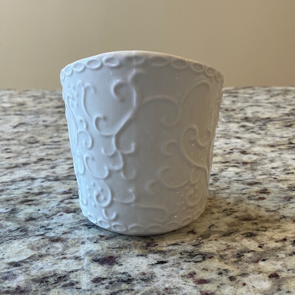 Ceramic Asymmetrical Tealight Candle Holder Praise the Lord for He Is Good - Picture 6 of 8